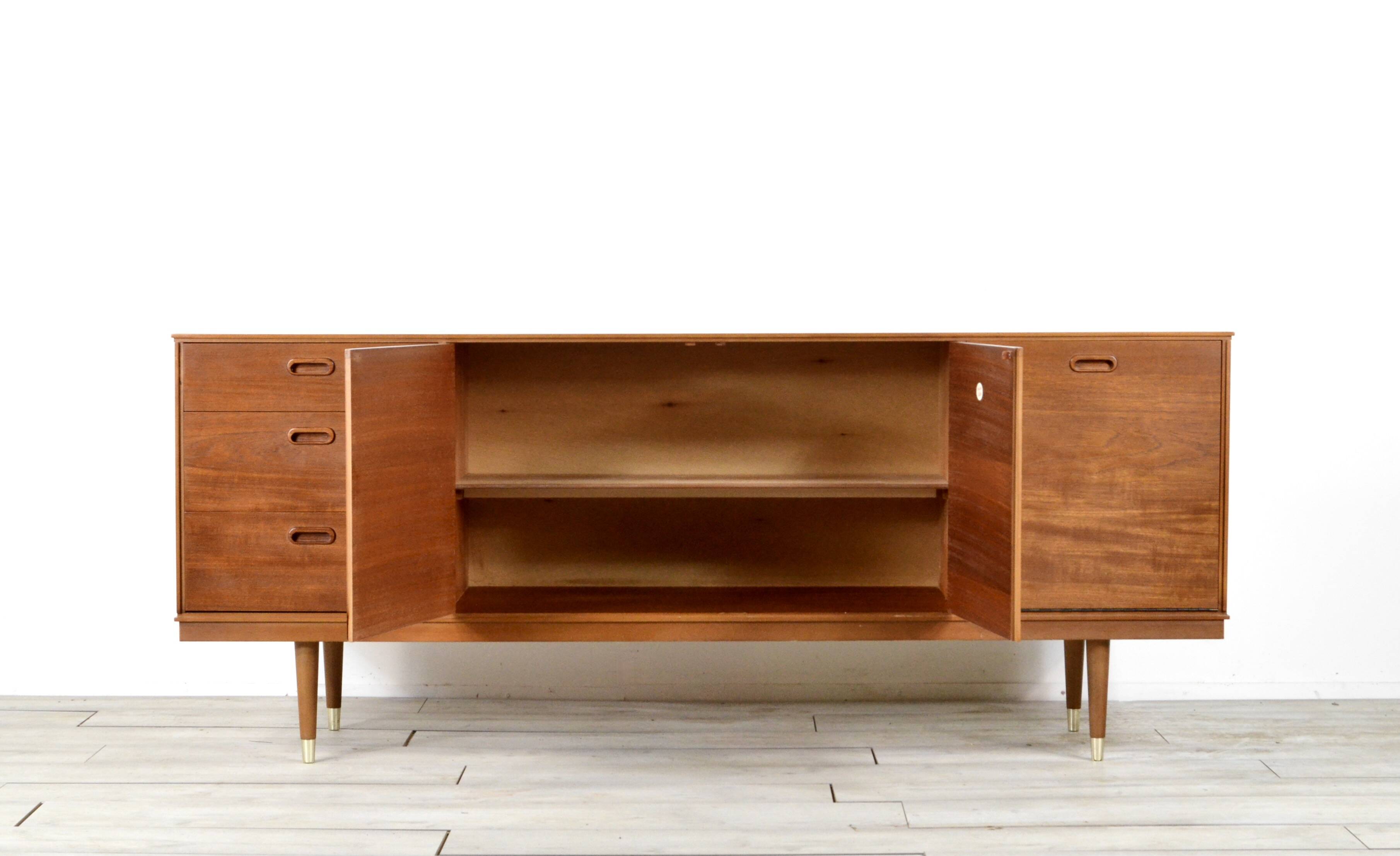 Buffet en teck Avalon des années 50, vintage moderne, style danois rétro.
