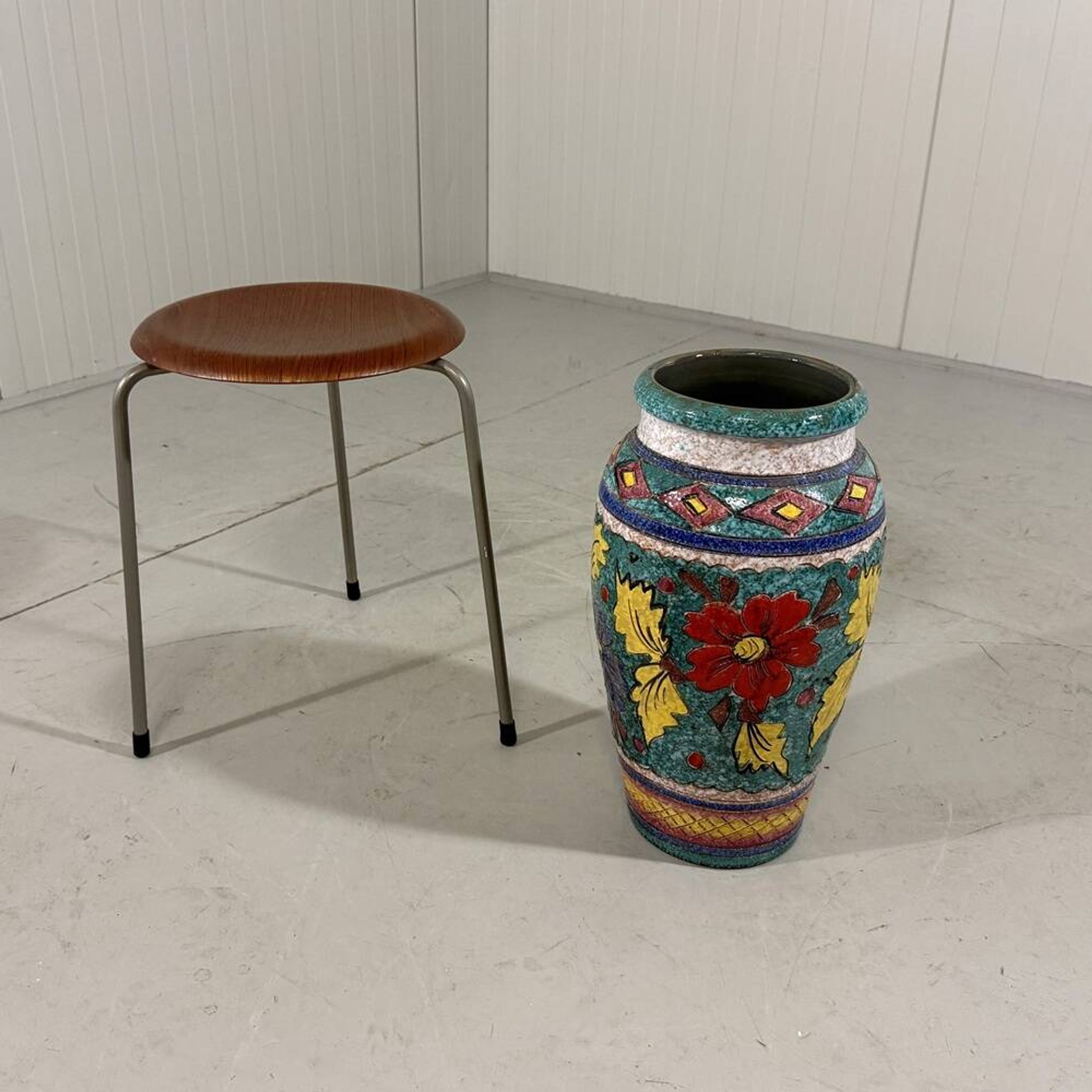 Large Italian pottery vase flowers floor vase 1960’s