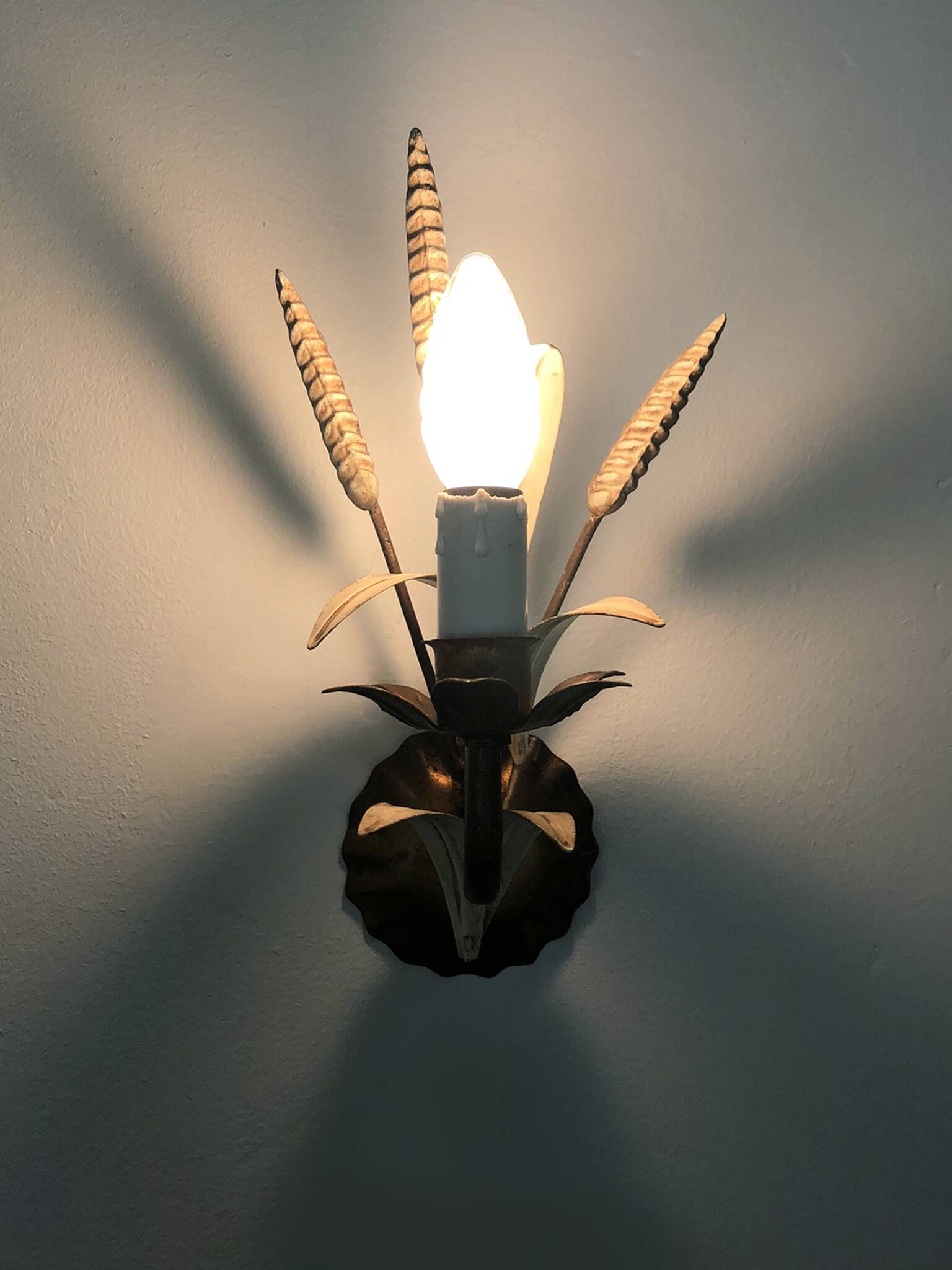Vintage wall light with golden wheat ears Maison Masca Florence 70s