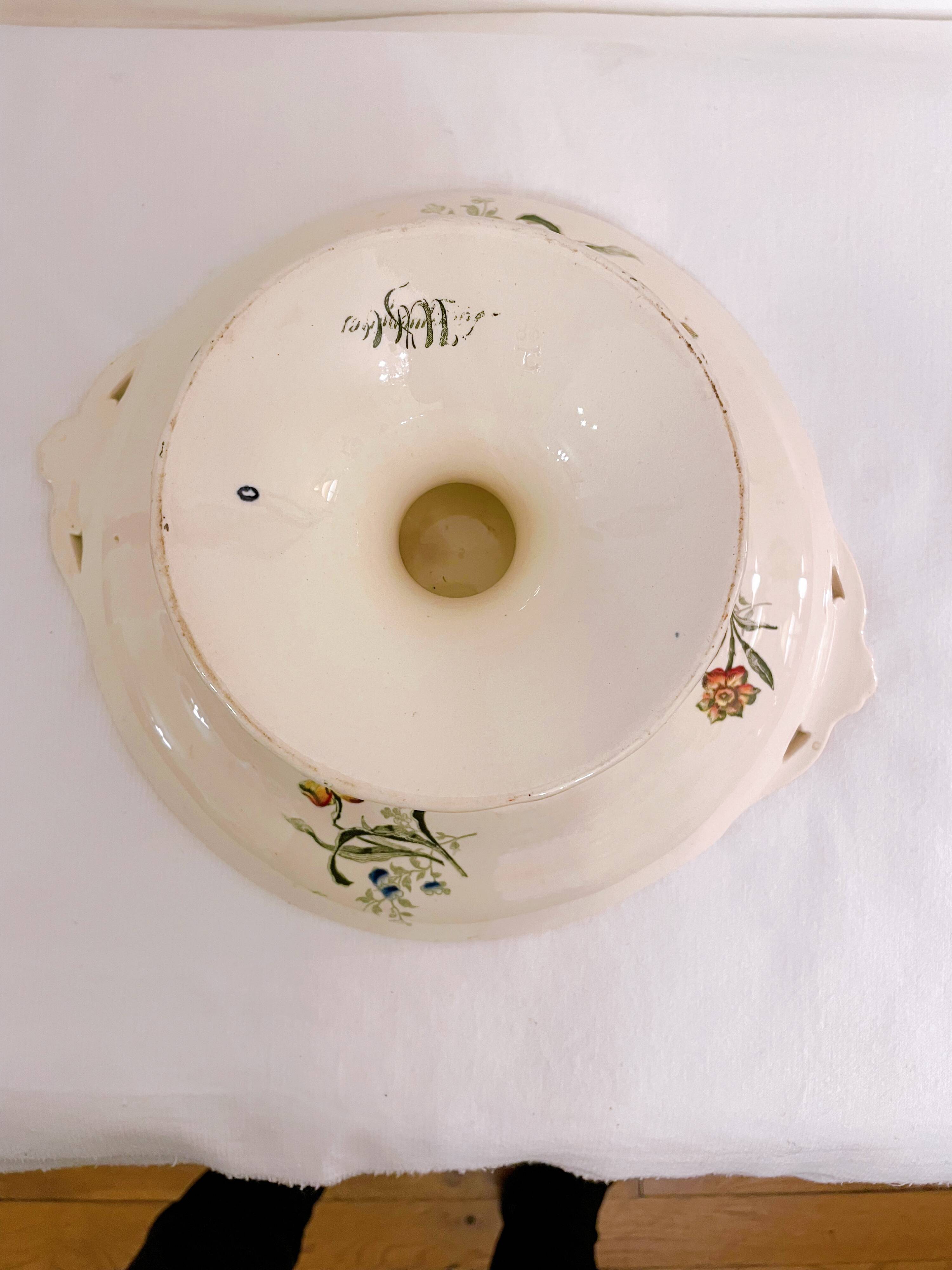 "Fontanges" fruit bowl, Sarreguemines