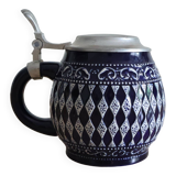 Beer mug with tin lid