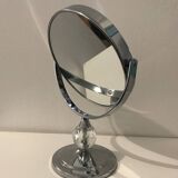 Magnificent retro mirror with magnifying effect