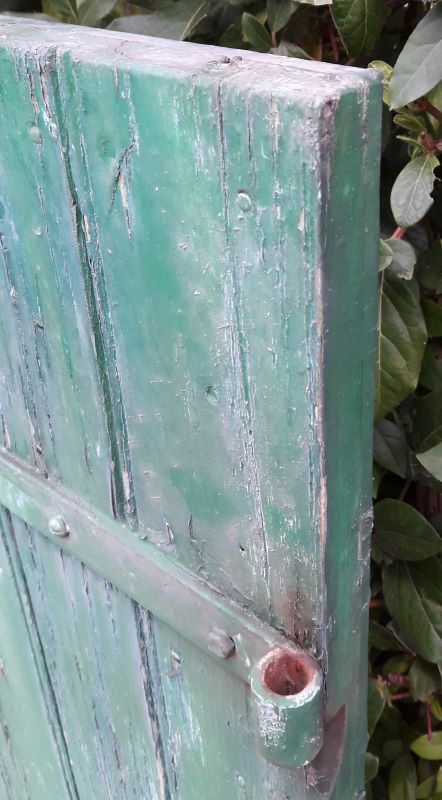 Pair of shutters H125xL87cm old painted fir