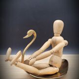 Empty swan brass pocket