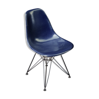 Chair design Charles and Ray Eames Herman Miller foot Eiffel edition DSR
