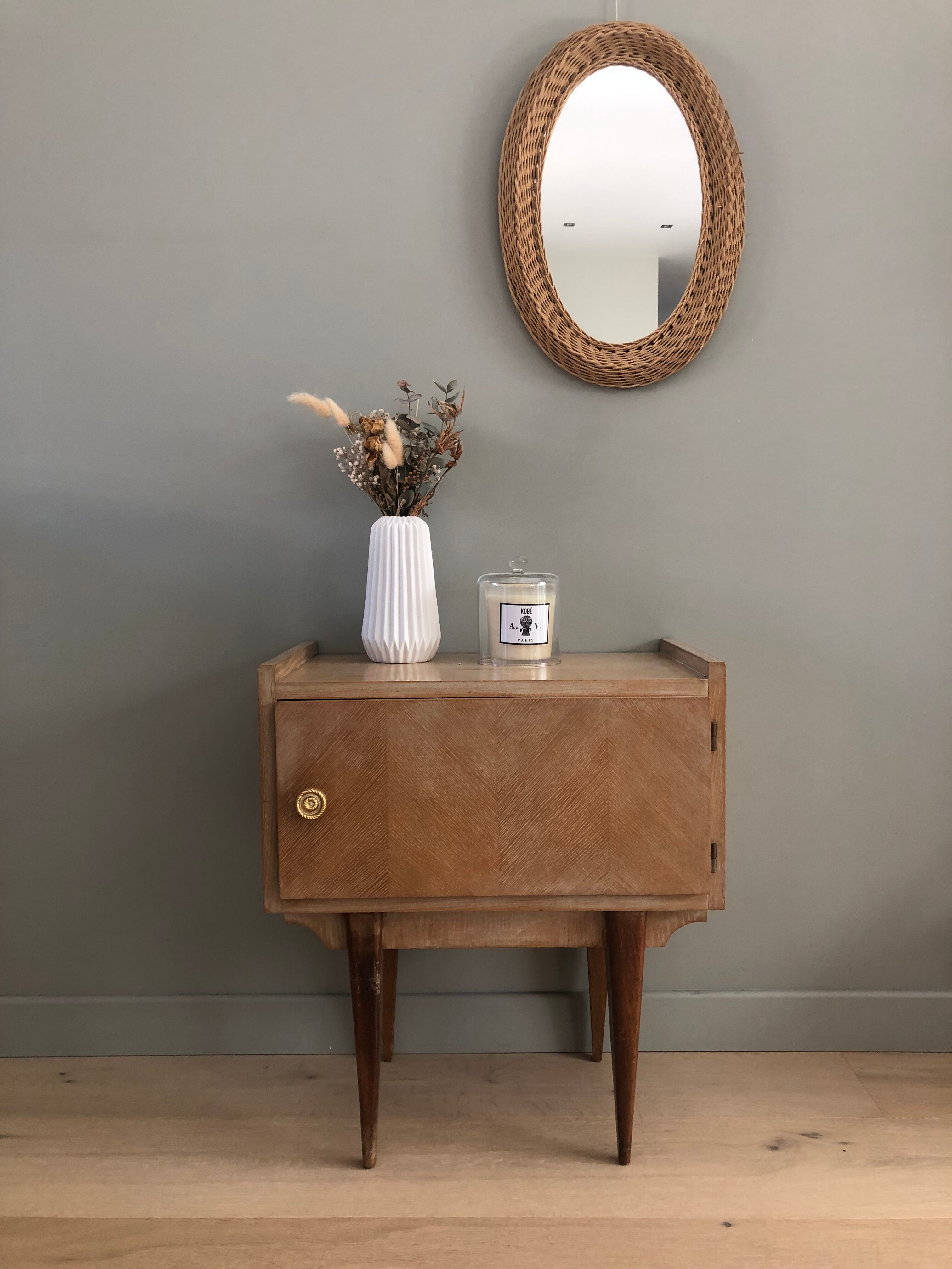 Vintage bedside year 50