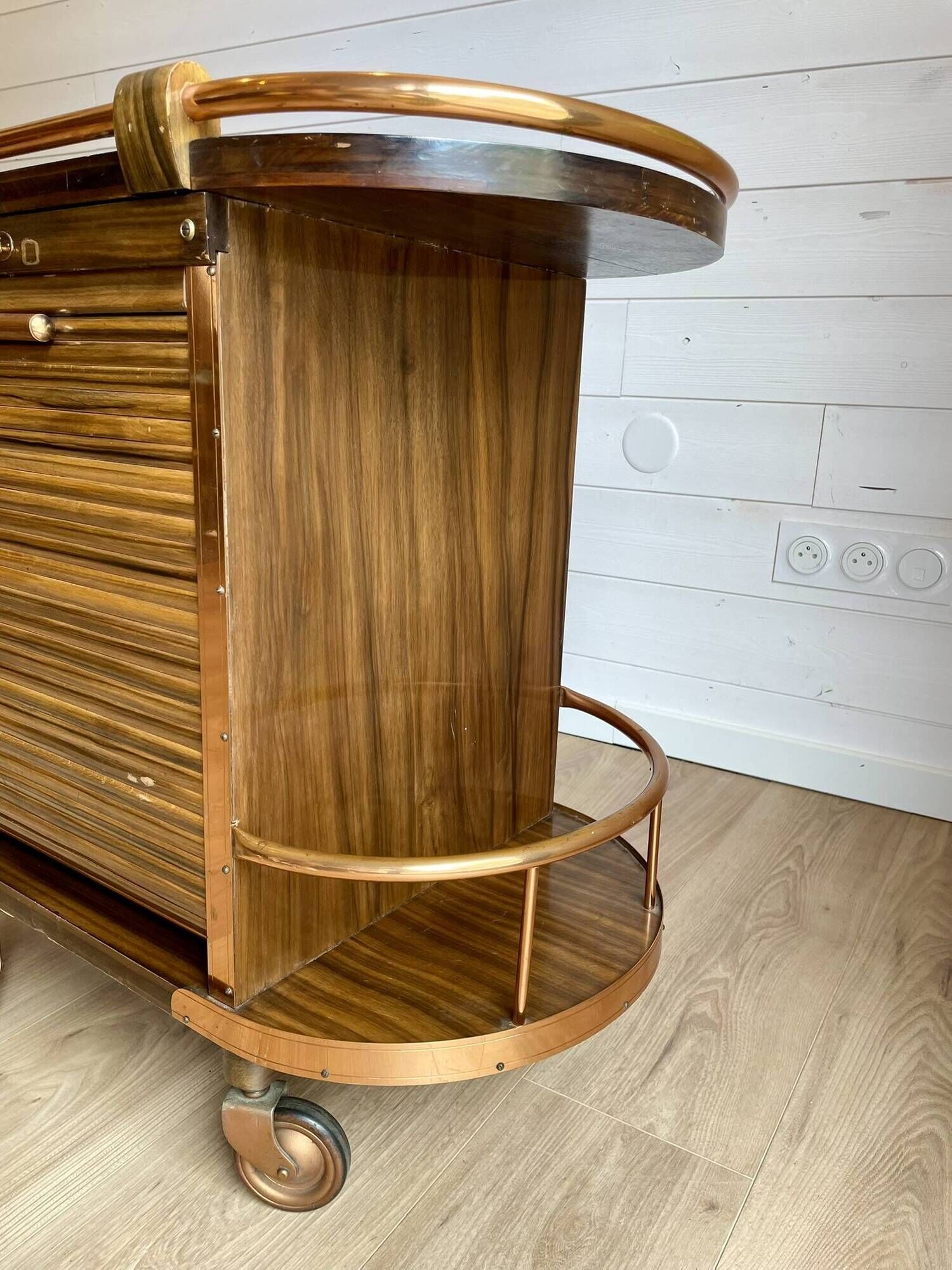Bar cart / Vintage Art Deco service trolley – Wood and copper