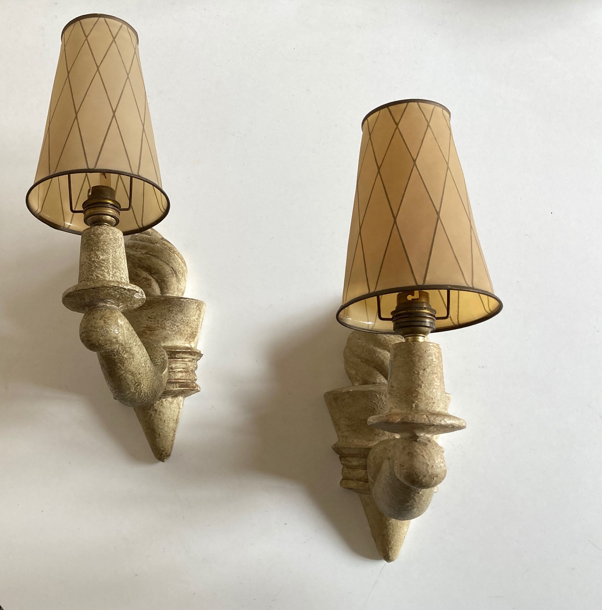 Pair of Arlus torchlight wall light in art deco plaster 1950