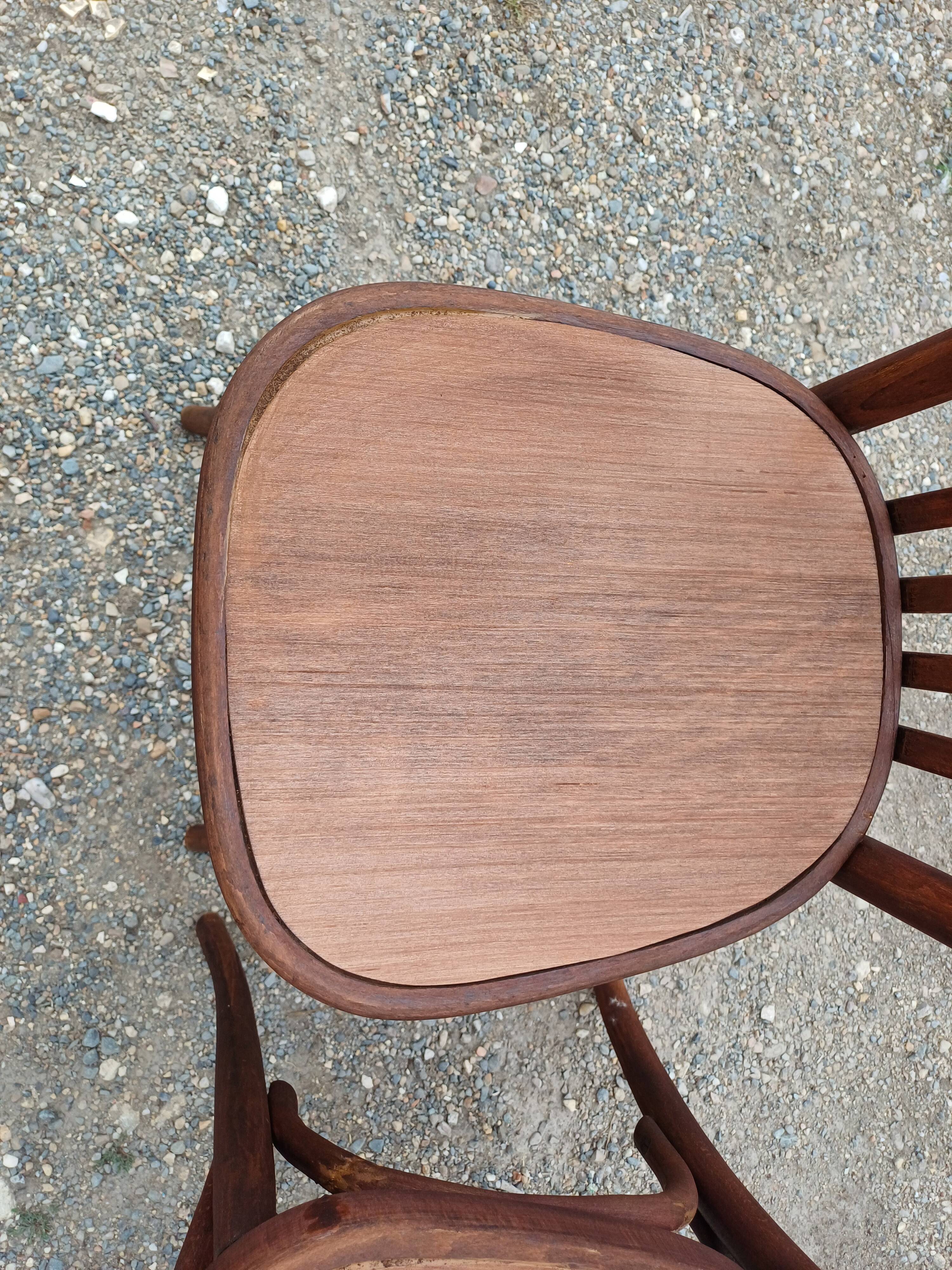 5 Thonet wooden bistro chairs