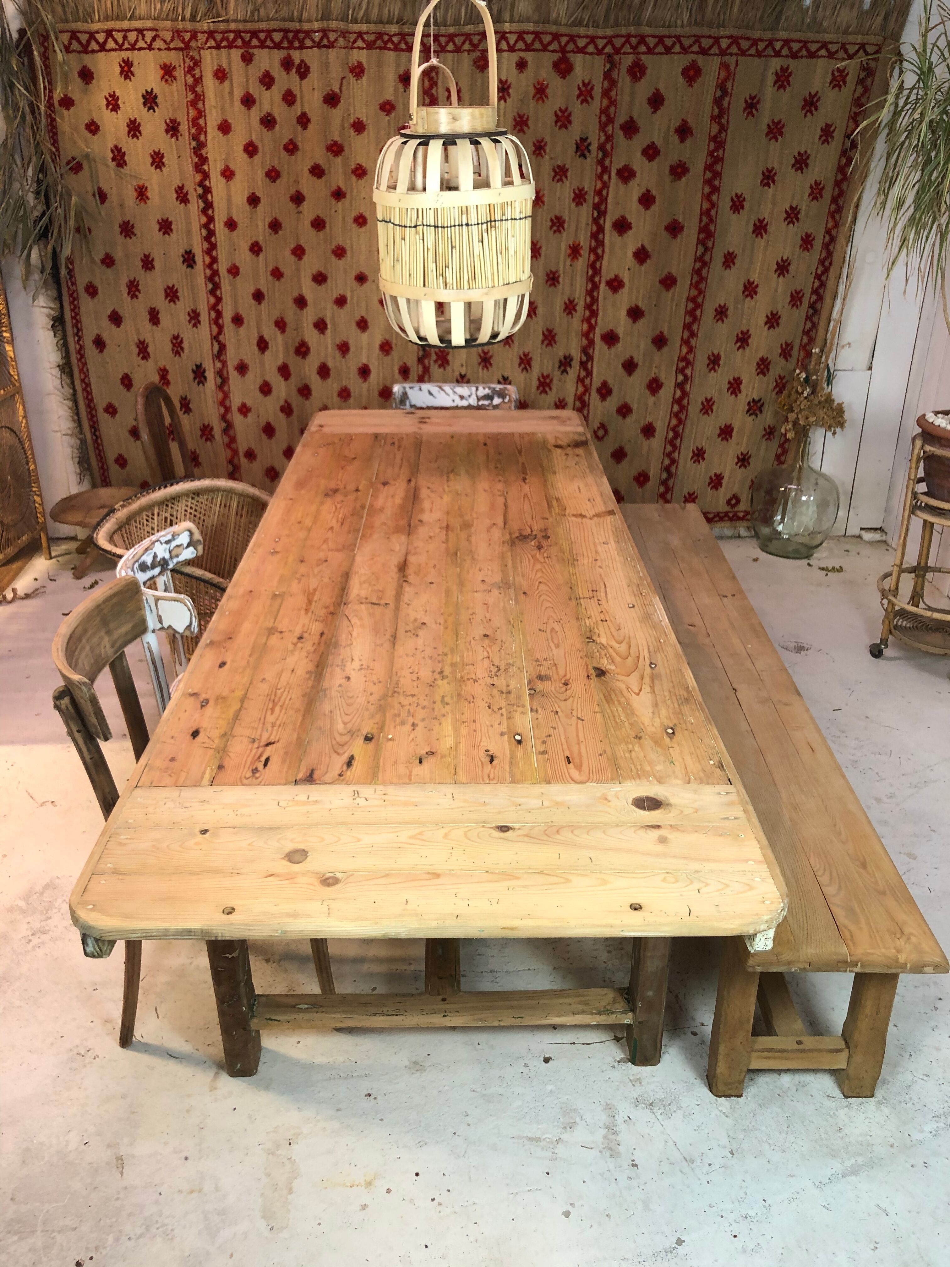 Farm table