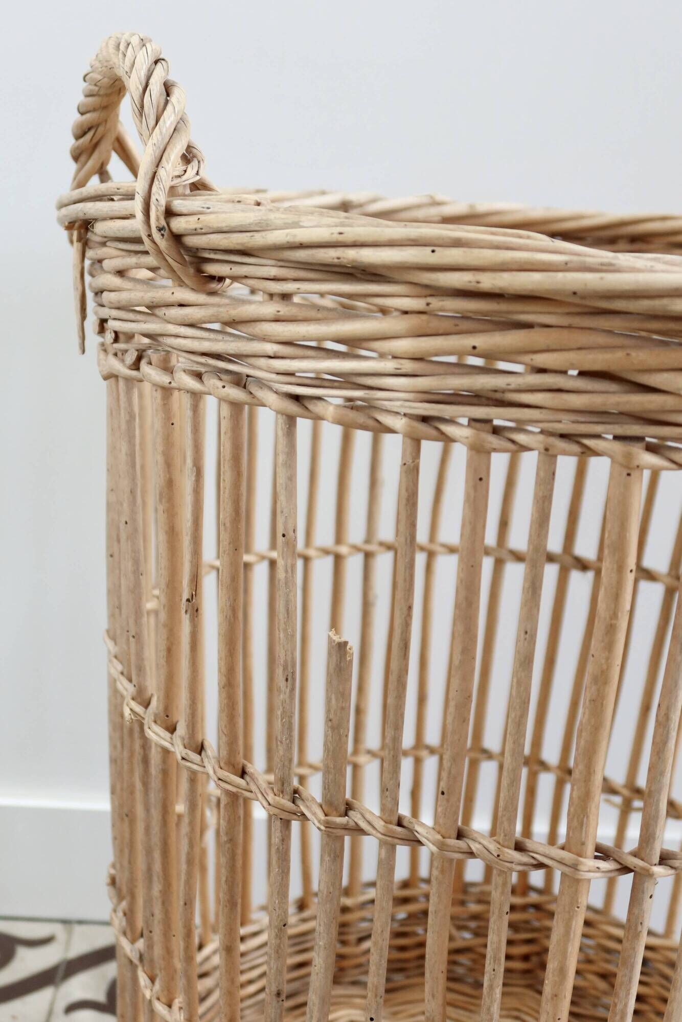 Vintage wicker bakery basket – Baguette basket