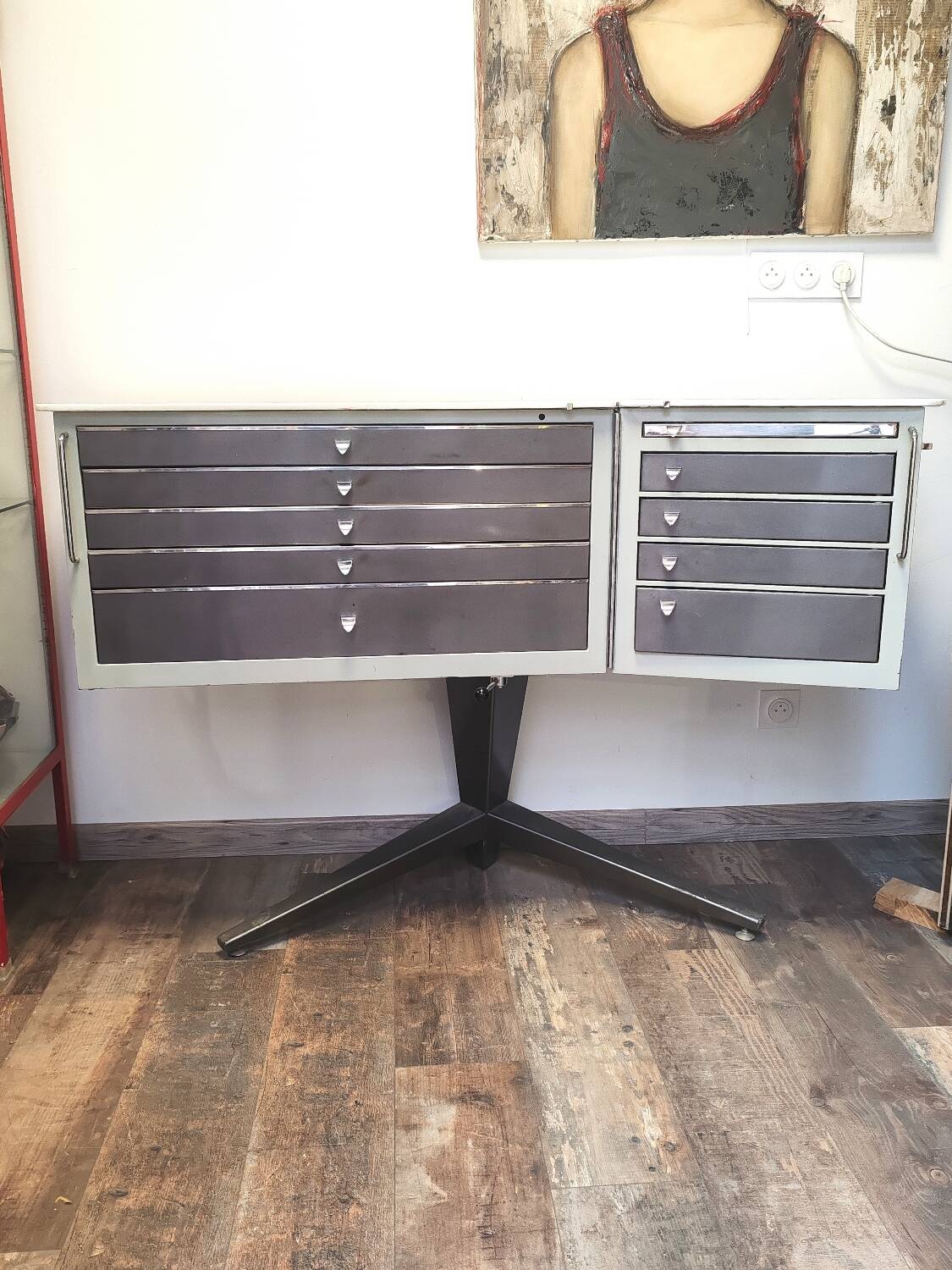 Meuble de dentiste, années 60