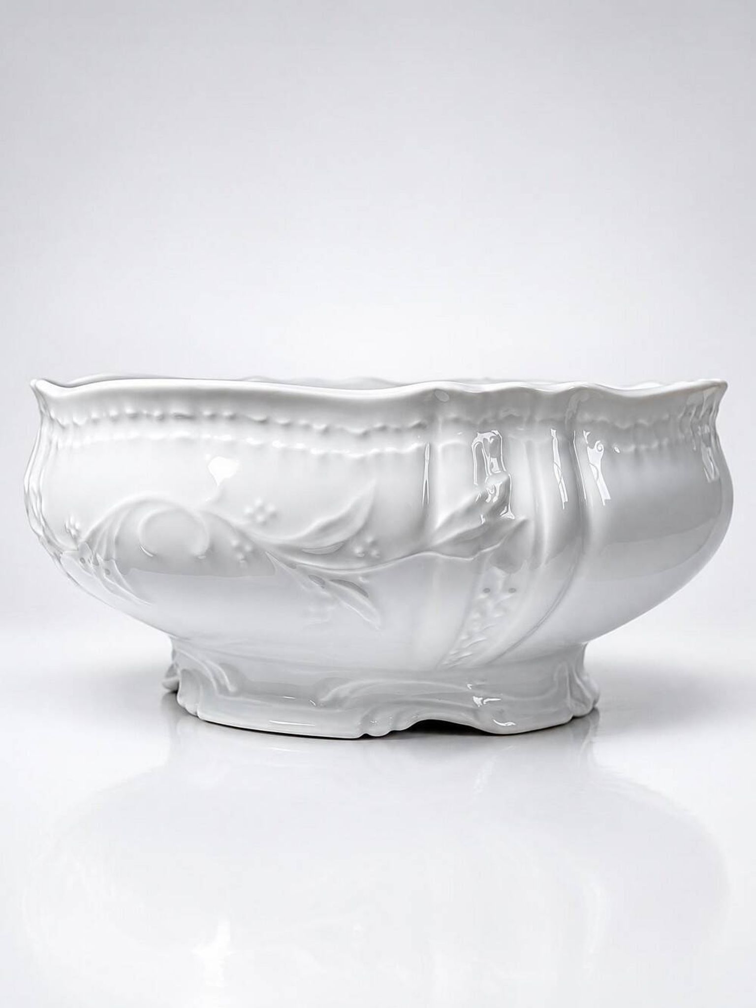 Grand saladier vintage Bernardaud attribué, modèle Louvre, porcelaine de Limoges