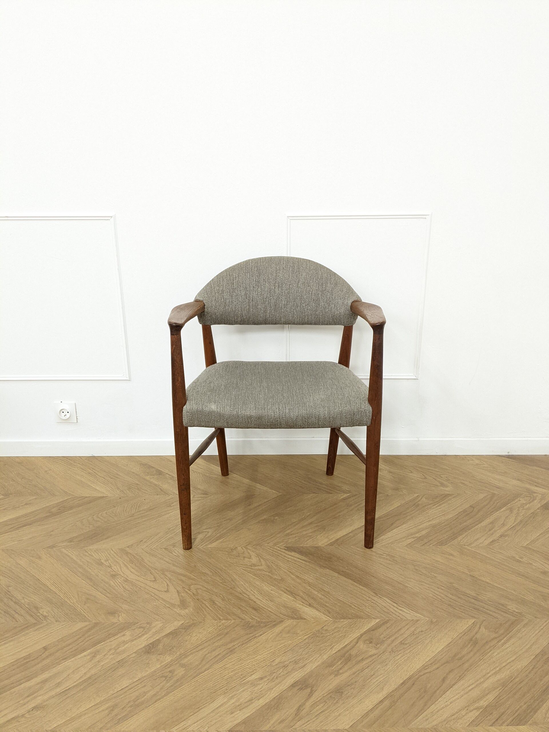 Fauteuil scandinave mid-century gris