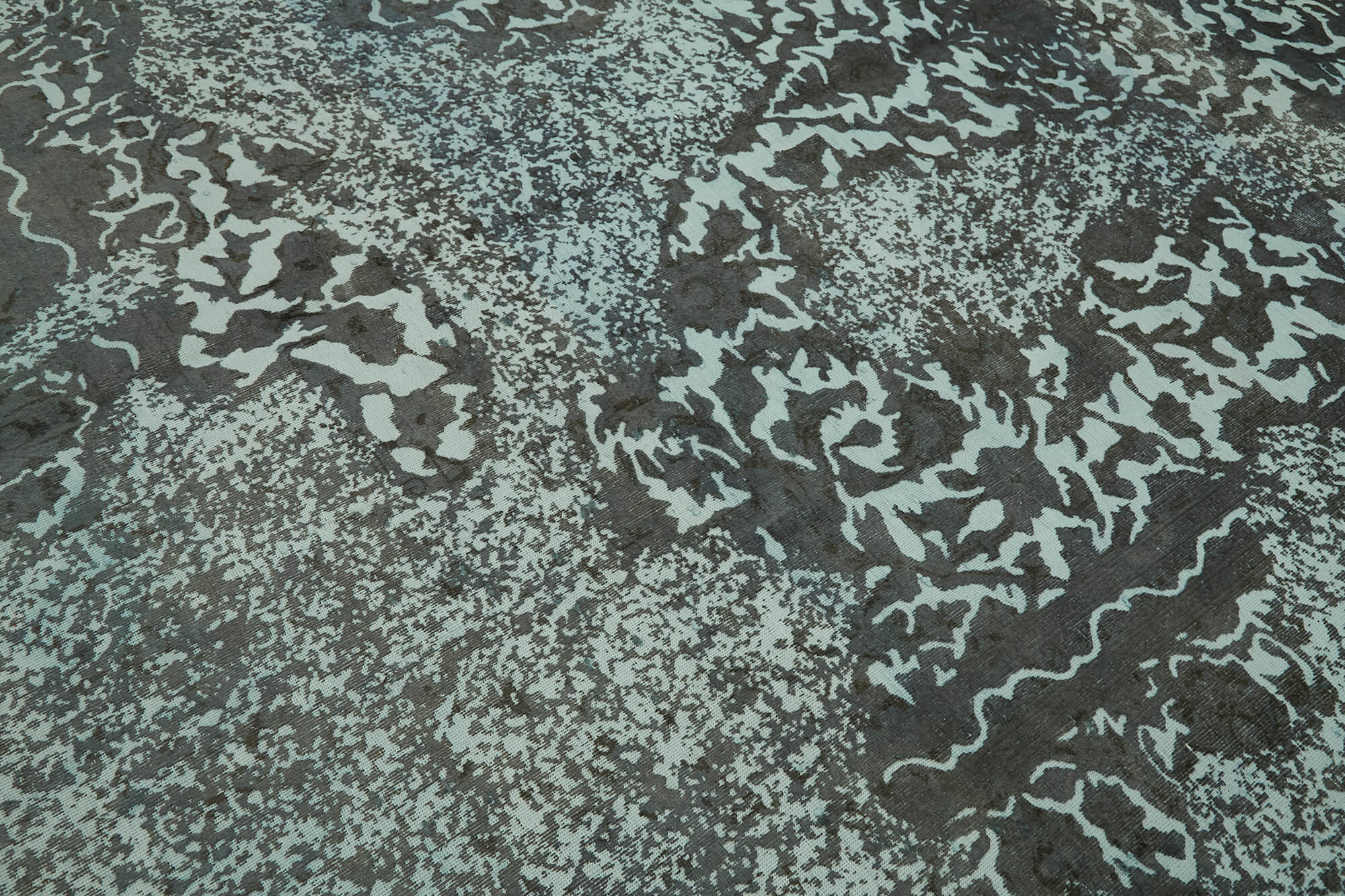 Handmade turkish unique 1980s 270 cm x 370 cm grey wool carpet