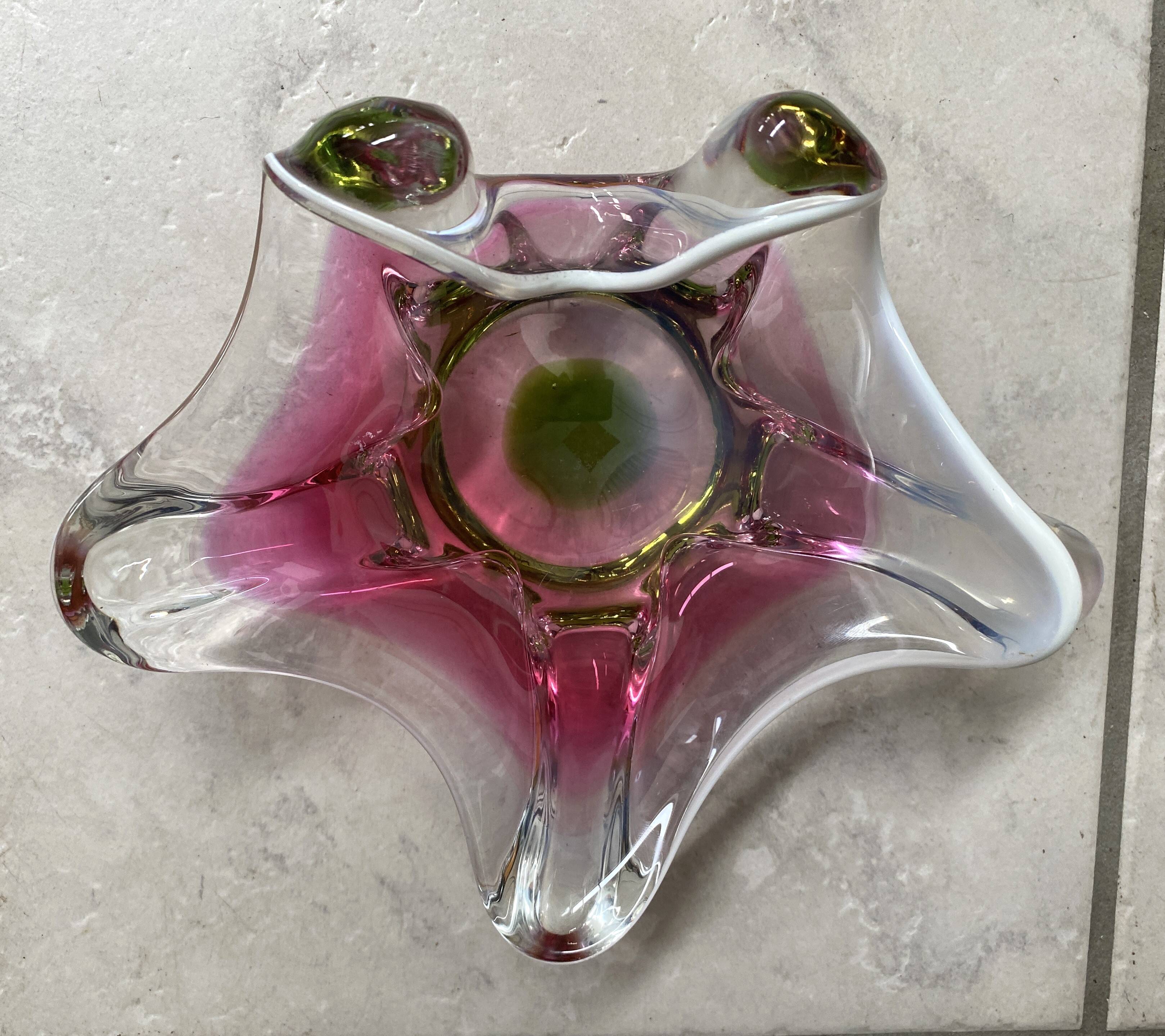 Pink and green Glass bowl by Josef Hospodka 1960s