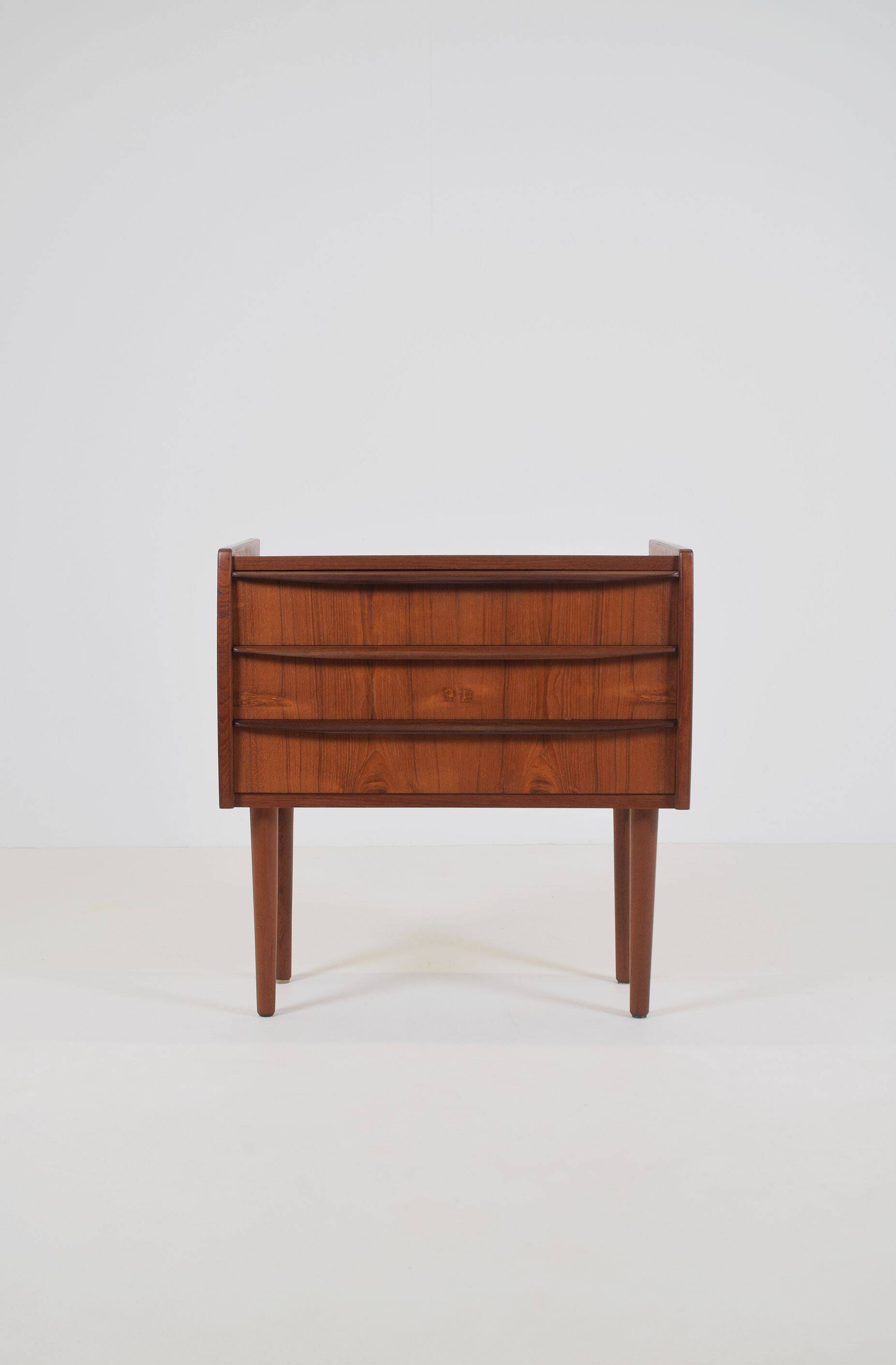 Danish teak chest of drawers with 3 drawers, 1960s