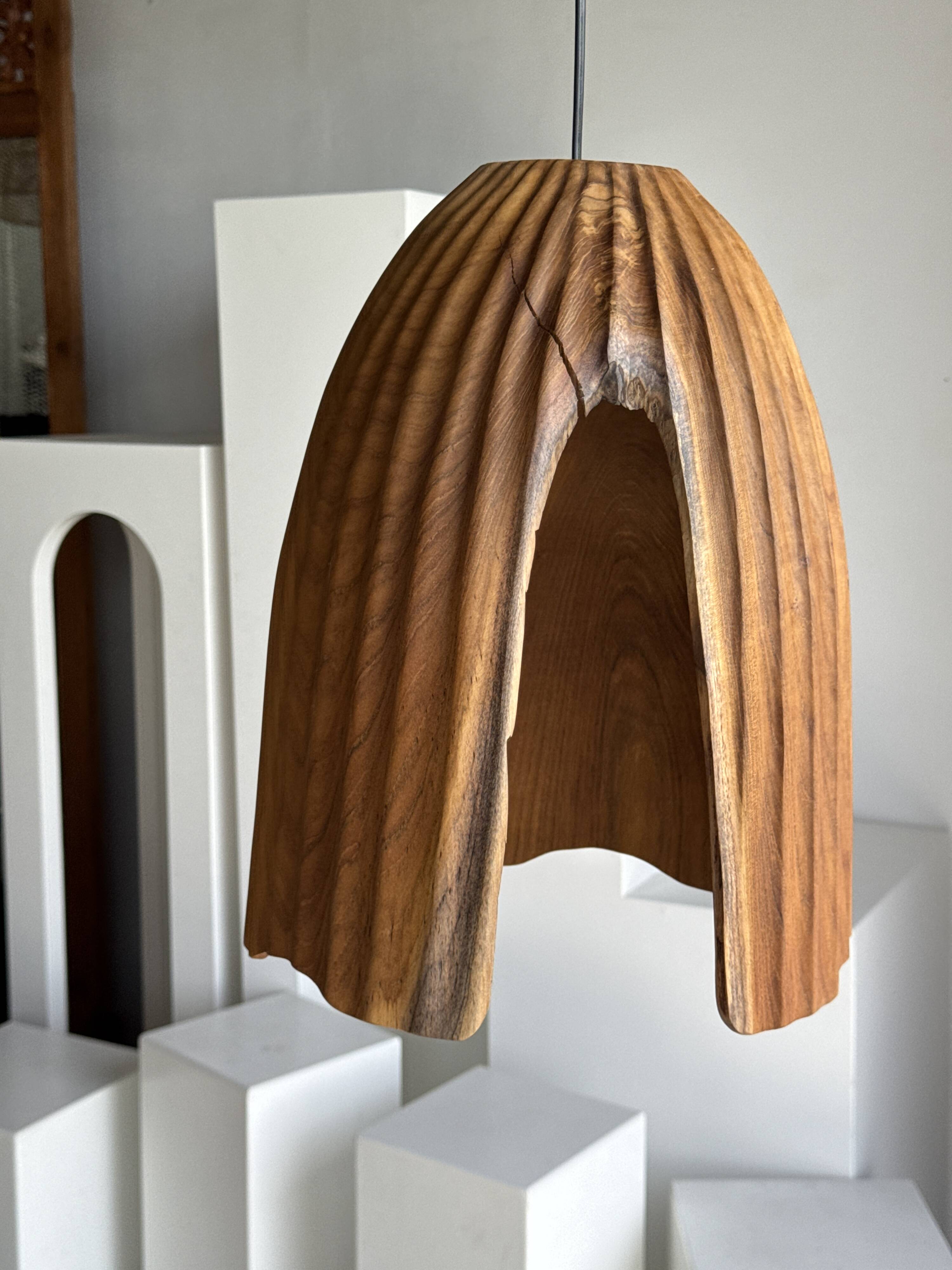 Large suspension or lampshade in organic natural teak, tubular H40 D30.