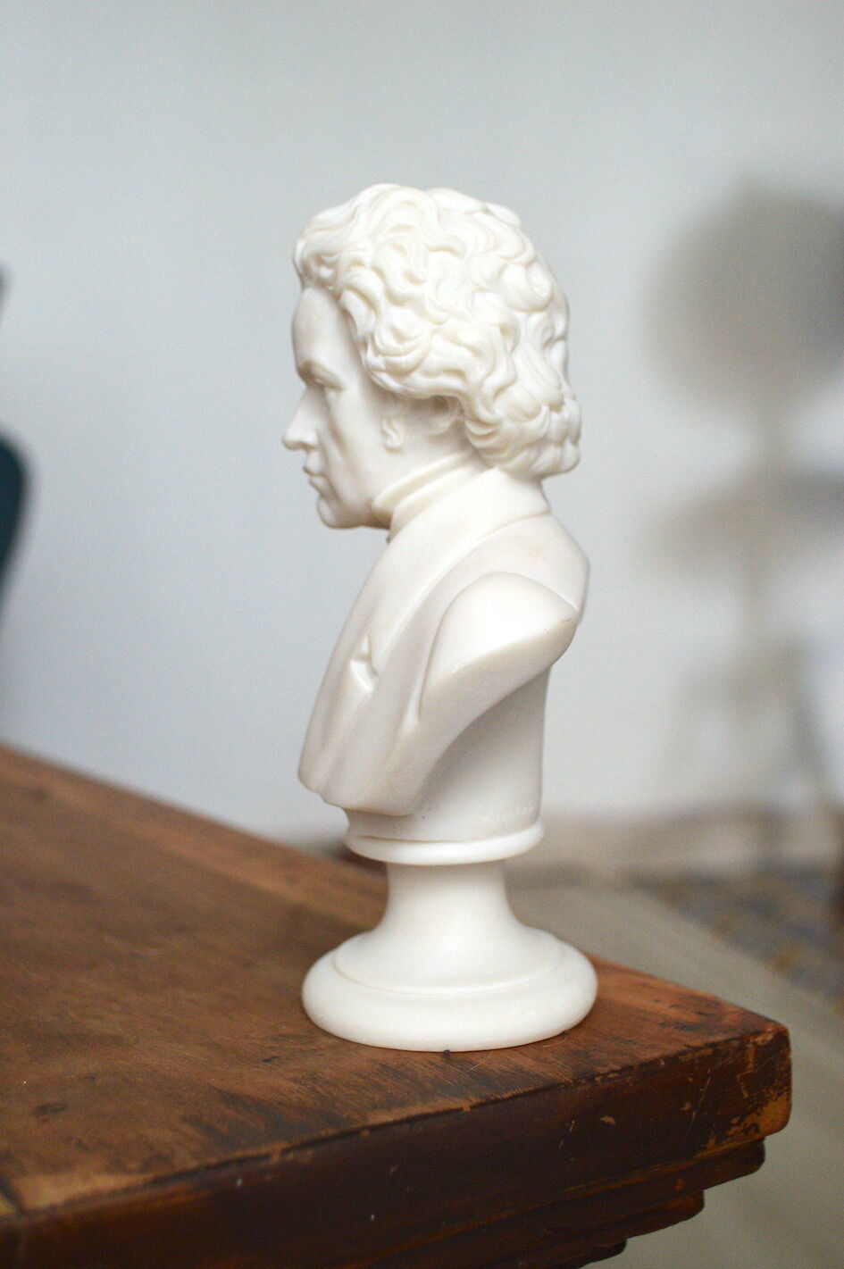 Small bust in alabaster beethoven