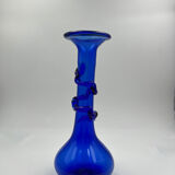 Vase en verre bleu