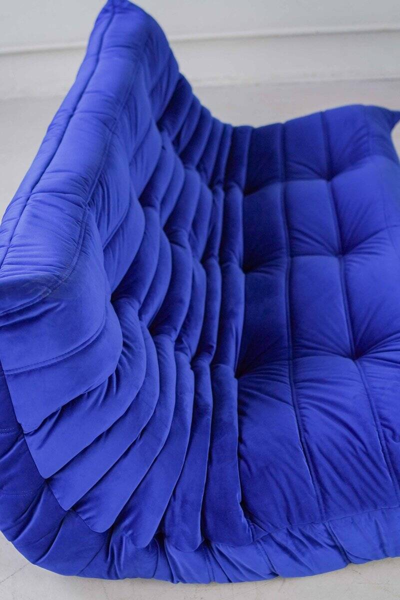 Togo two-seat in blue velvet by Michel Ducaroy for Ligne Roset