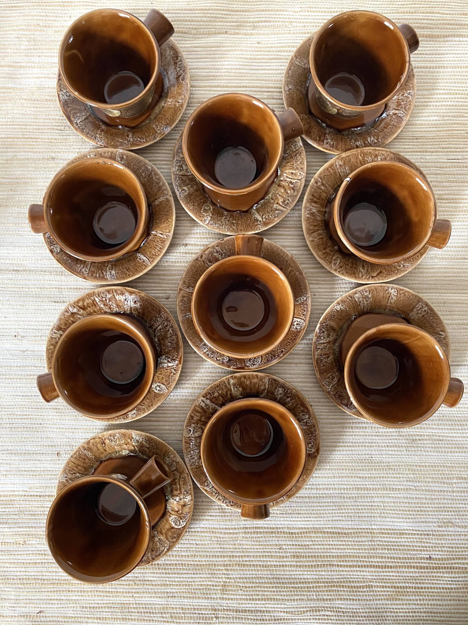 Tasses à café en céramique fat lava années 70
