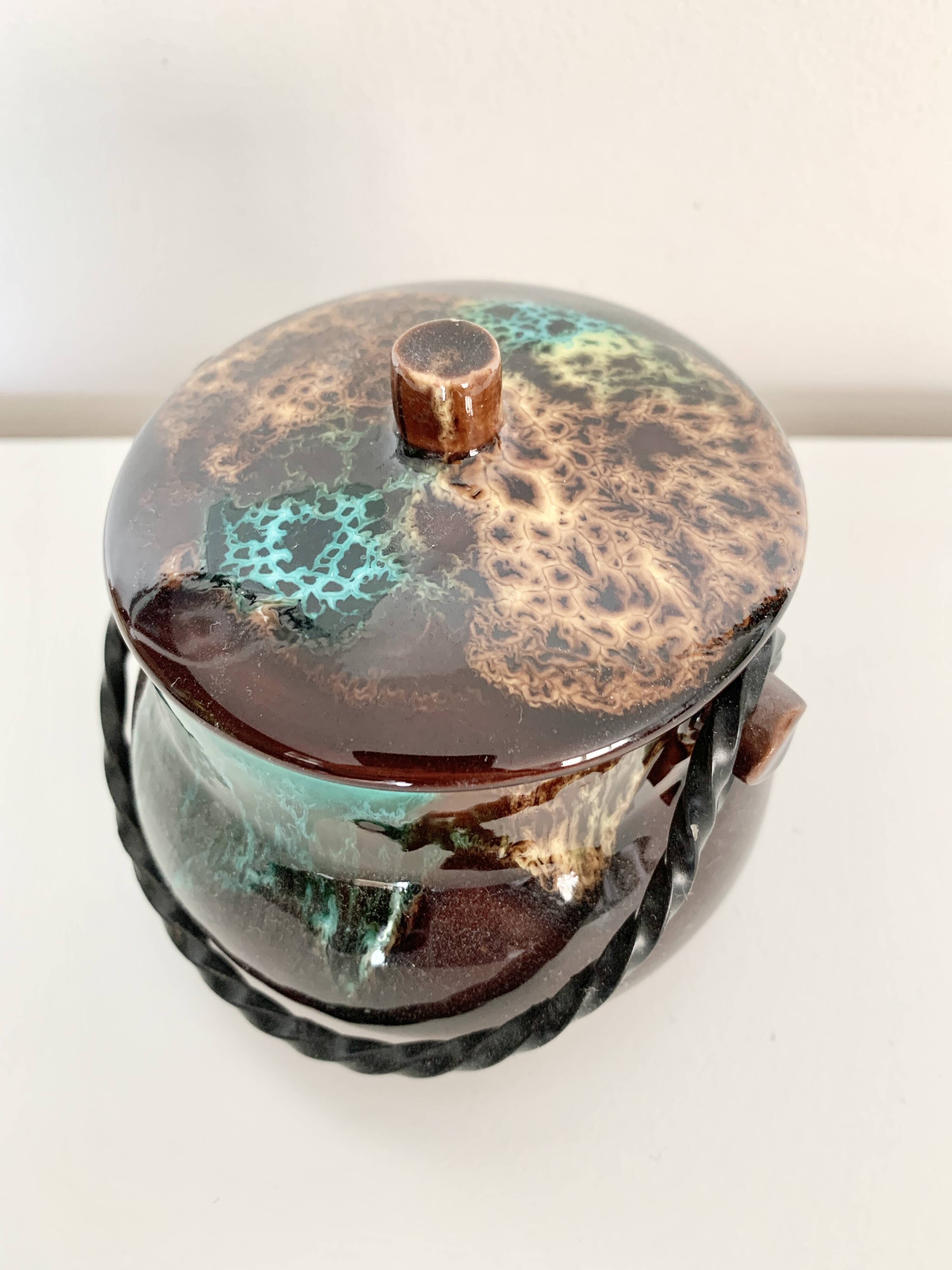 Ceramic covered pot "Lava" Vallauris