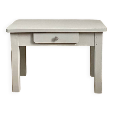 Petite table