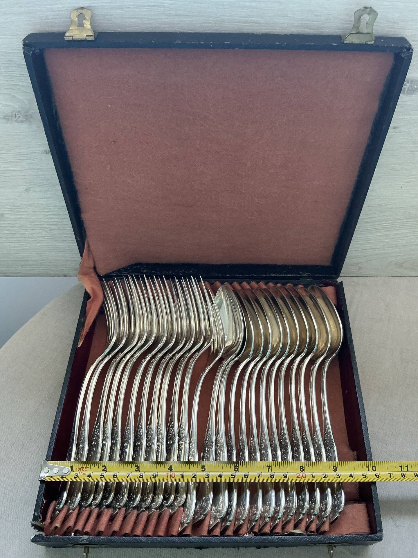 Elegant cutlery set 1900-1910 Boulenger "White 84" 24 place settings