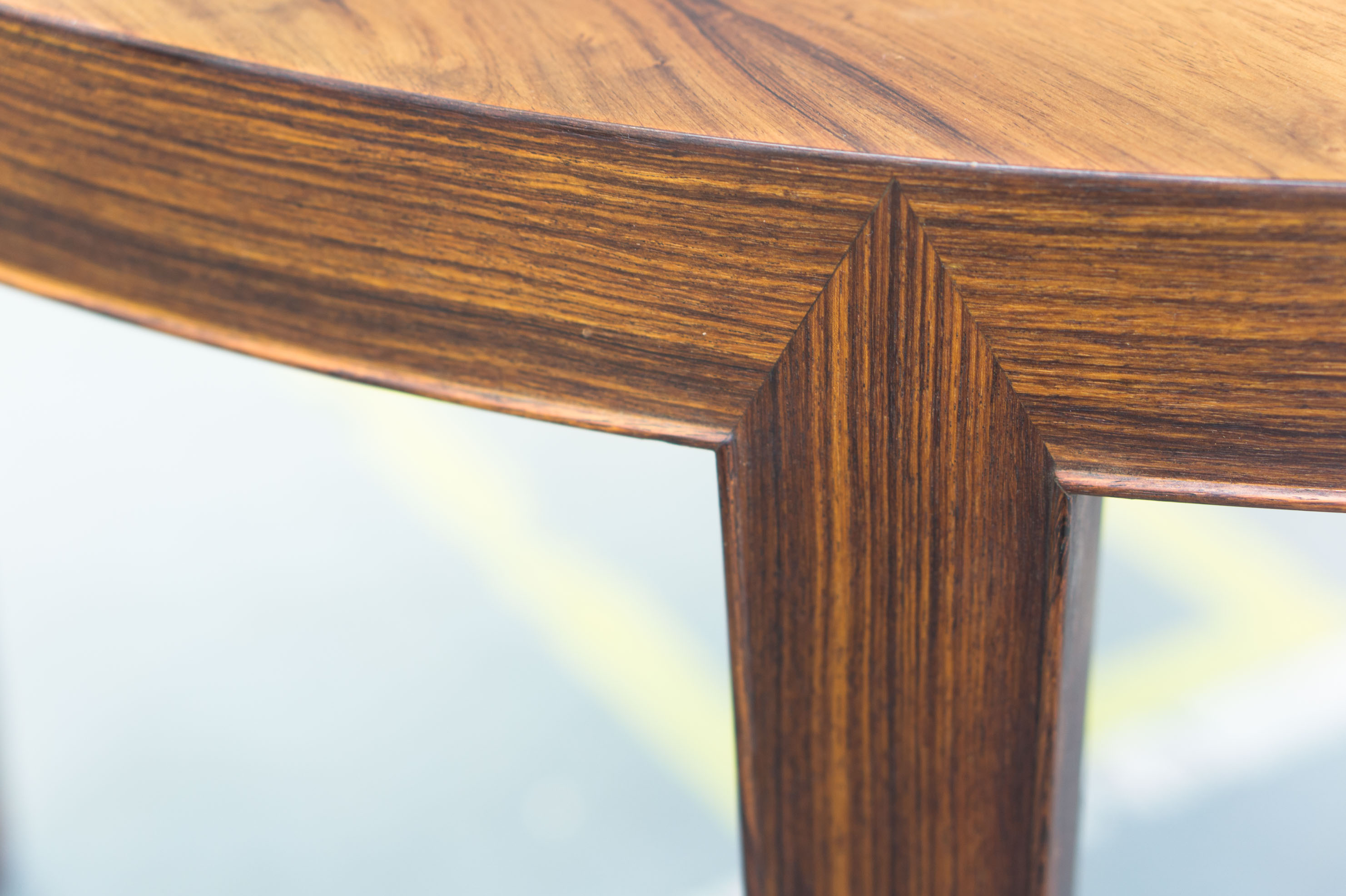 Extendable dining table from Haslev Møbelsnedkeri by Severin Hansen