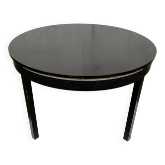 Black Scandinavian extendable round table dia 118cm length 167cm an70