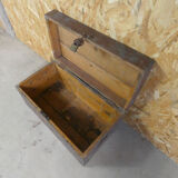 Ancien coffre en bois