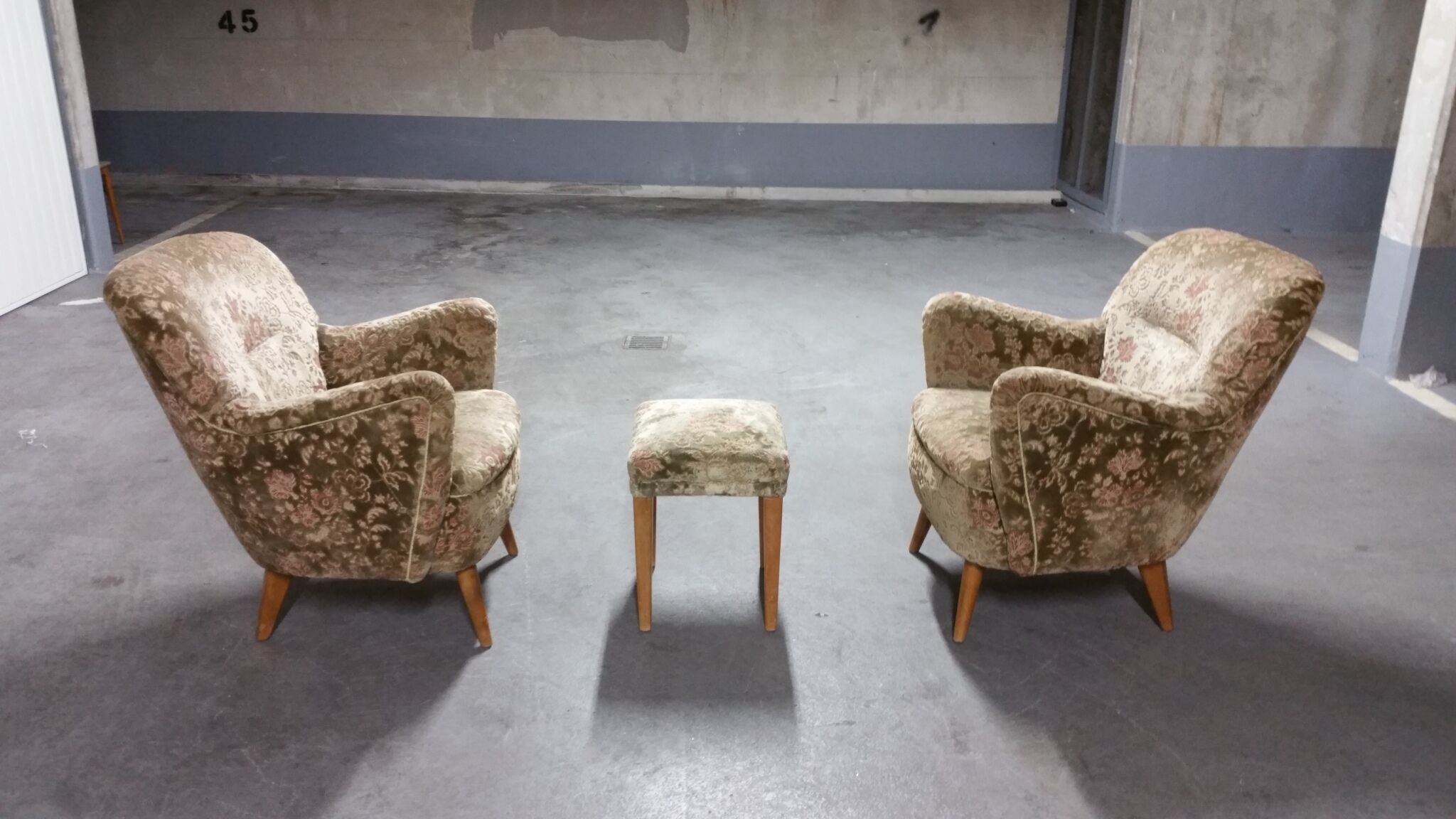 Pair of armchairs flower 50s
