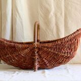 Large old basket in real chestnut
