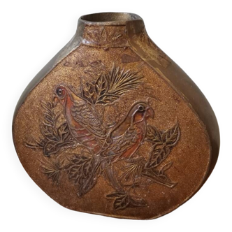 Vase en laiton, émail cloisonné motif oiseau et végétaux