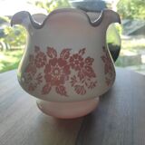 Abat-jour en verre blanc opaline vintage bords dentelés et fleurs roses