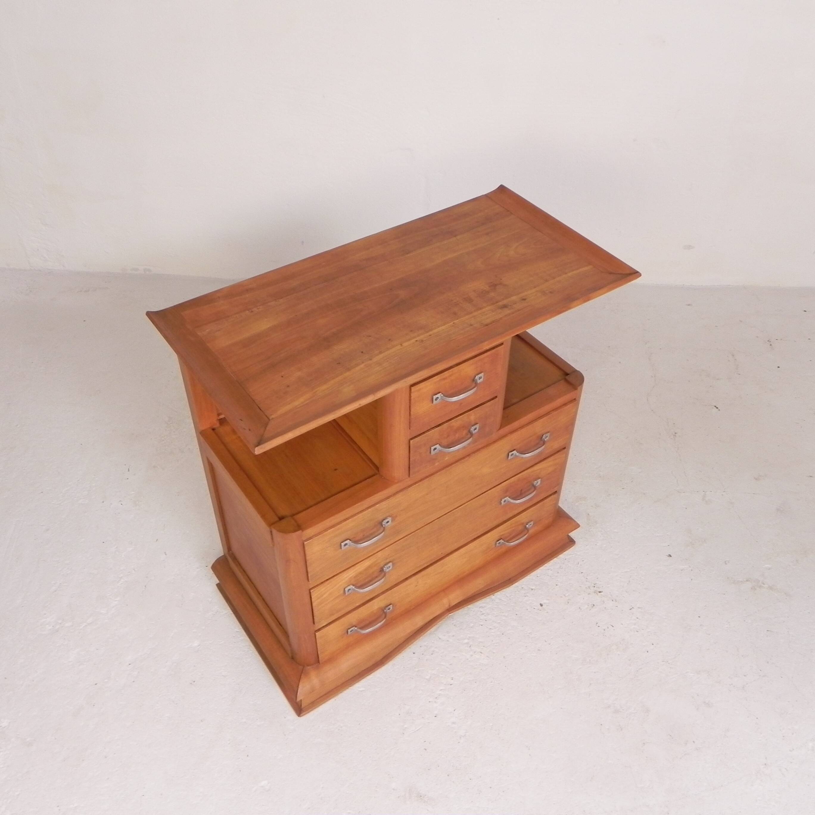 Small Art Deco chest of drawers with 5 drawers, 1930s.