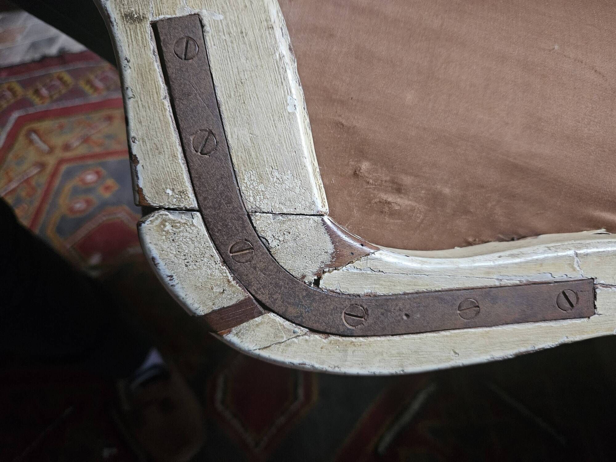 Chaise Louis XV authentique – XVIIIᵉ siècle – bois sculpté, à restaurer
