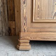 Grand Louis-Philippe buffet in pitch pine (renovated)