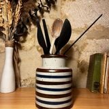 Stoneware pot