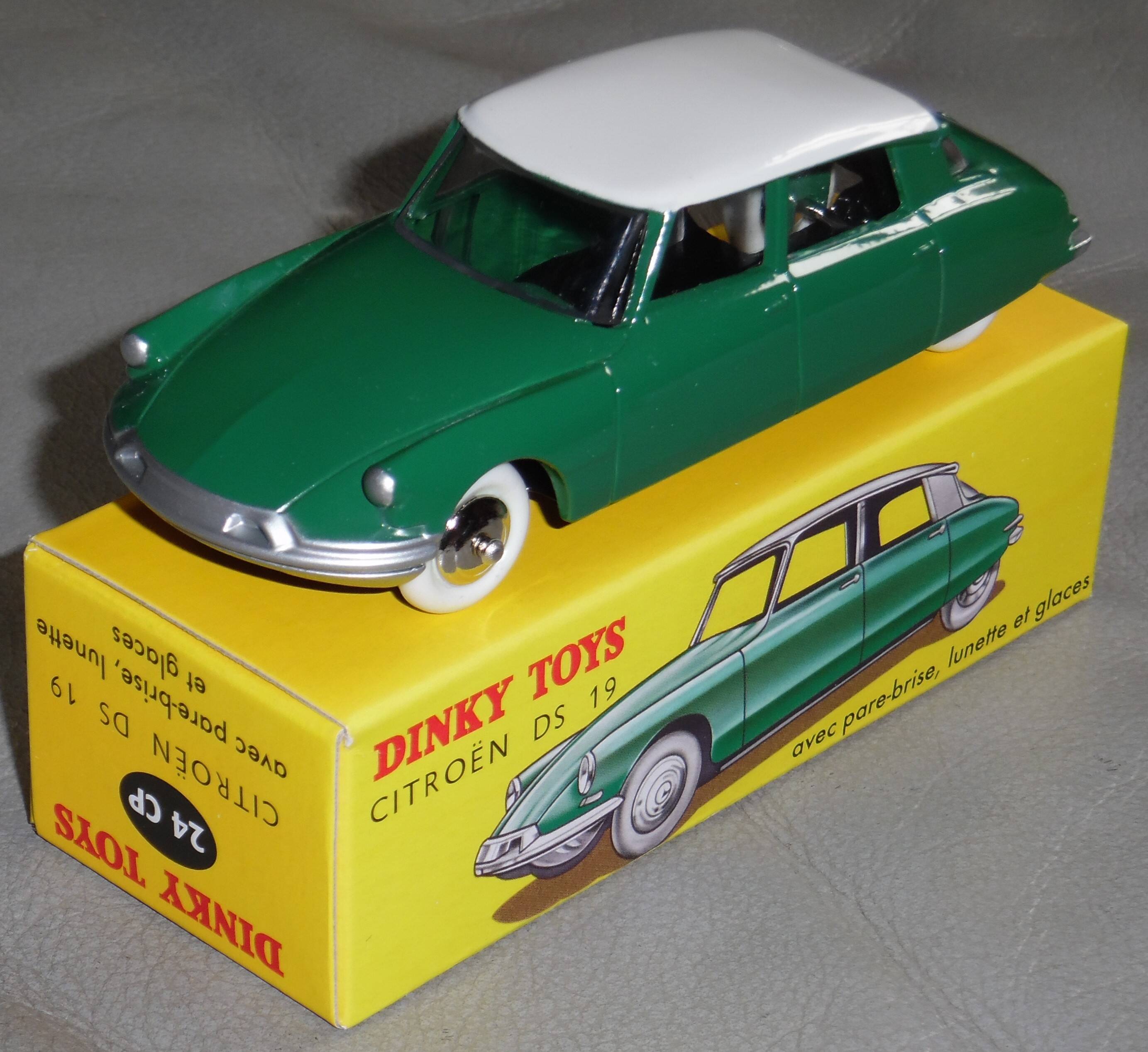 "Citroën DS19" Dinky Toys 1958 - 1.43rd + booklet