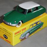 "Citroën DS19" Dinky Toys 1958 - 1.43rd + booklet