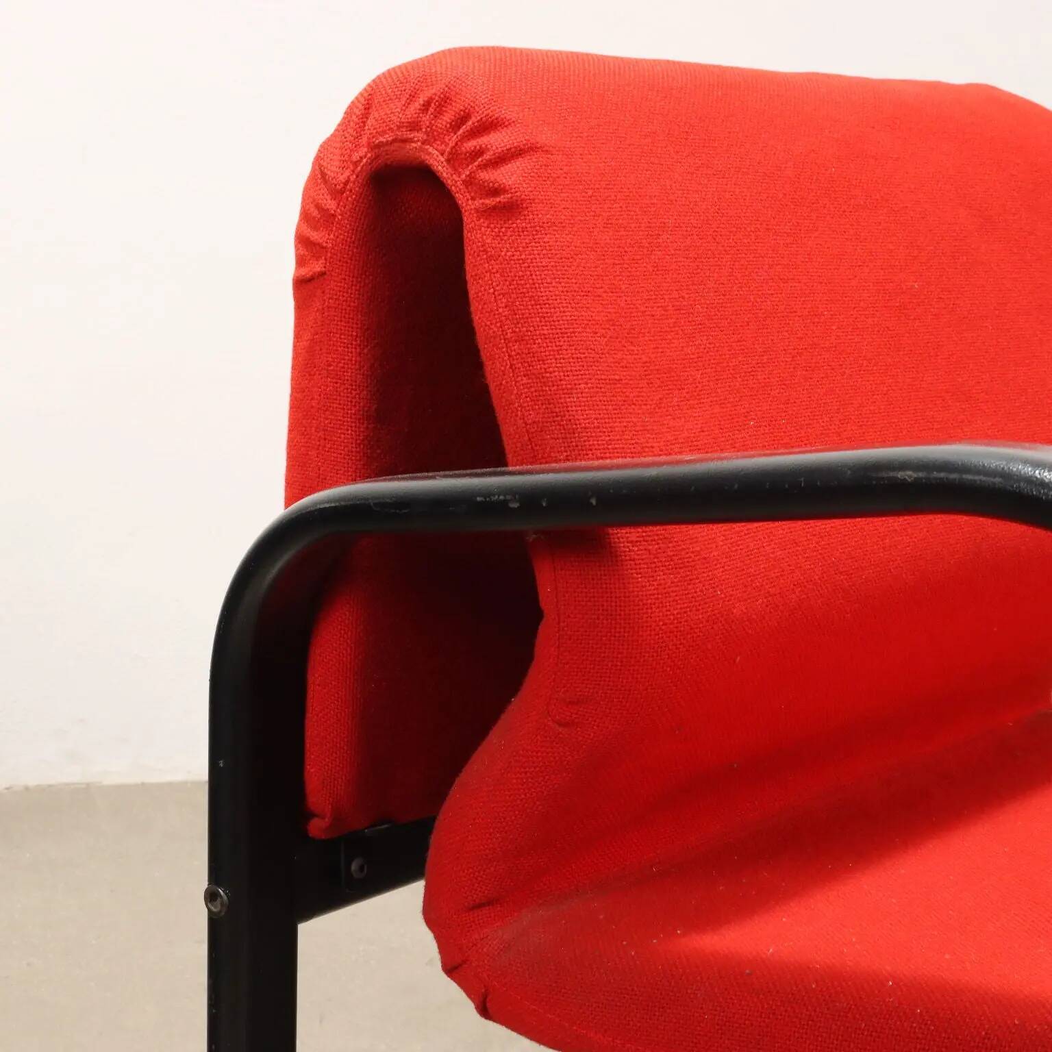 Vintage armchair from the 1980s in fabric and foam, Italy.