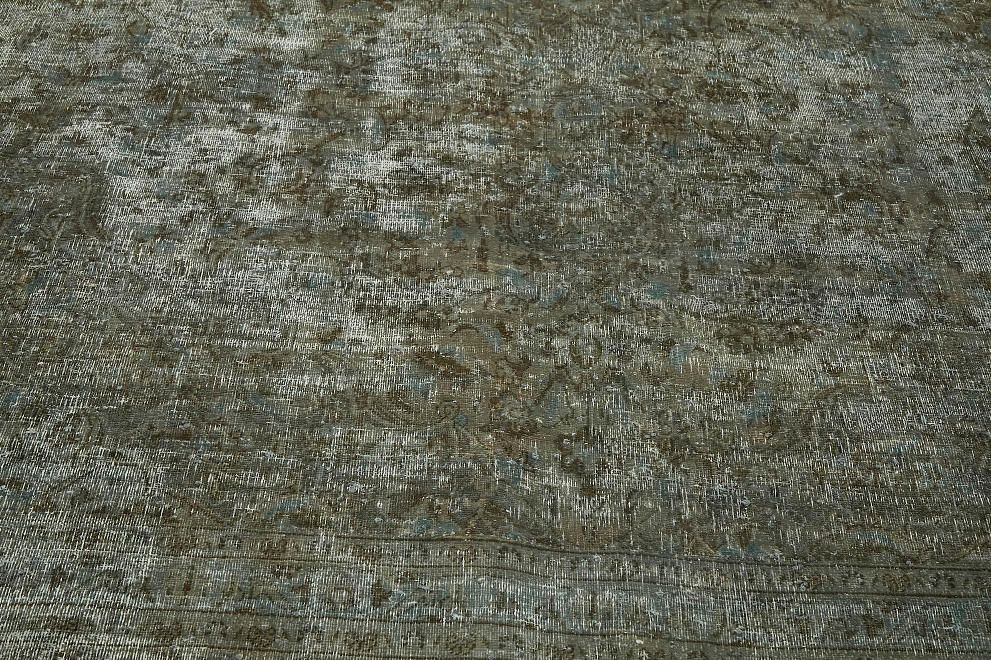 Hand-knotted persian antique 1970, 292 x 385 cm