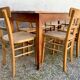 Lot de 45 chaises bistrot dépareillées en bois
