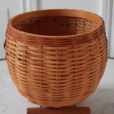 Cache-pot chouette en osier et rotin années 70