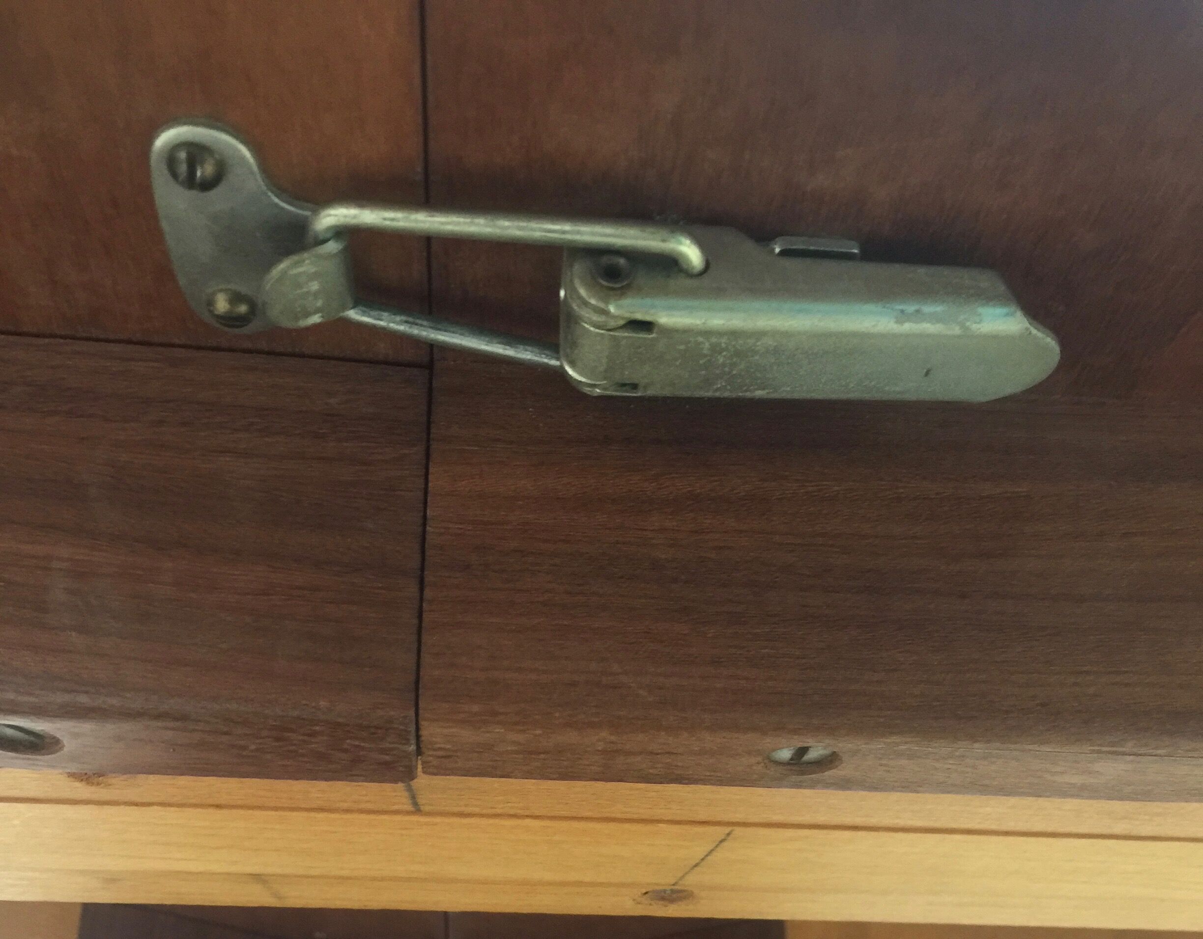 Scandinavian oval table in teak from the 1970s