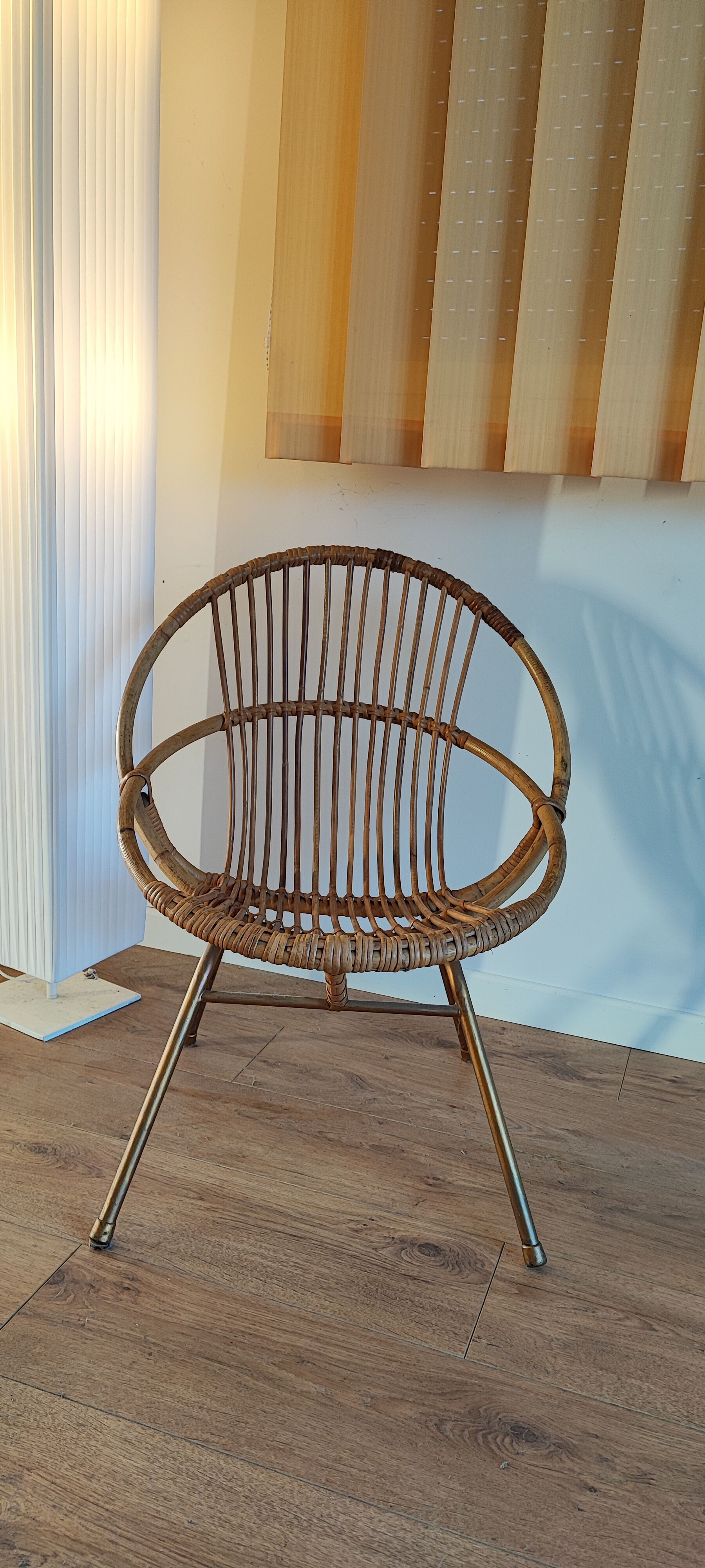 Rattan shell armchair