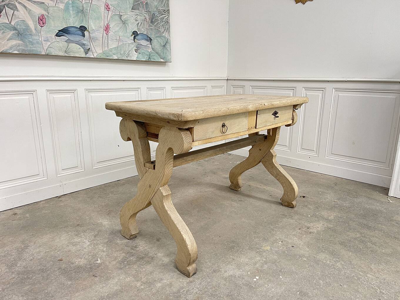 Oak desk from the 1900s