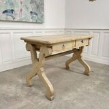 Oak desk from the 1900s